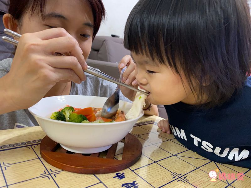 【一吉鮮新鮮水產】豪華海鮮麵、去刺鮮嫩鱸魚片、智利鮭魚片