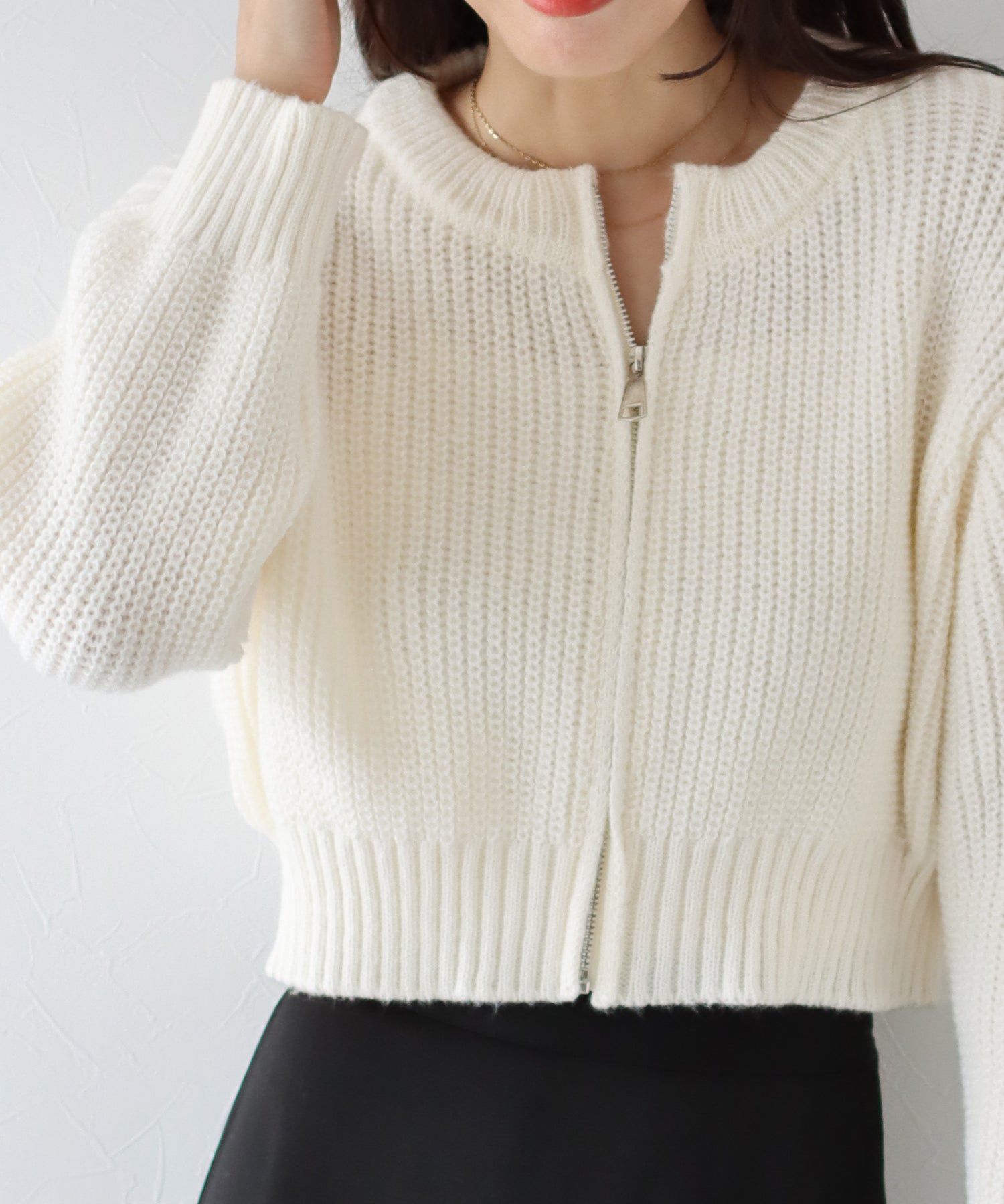 日本 BLUE EAST - 短版圓領羅紋針織薄外套-米杏