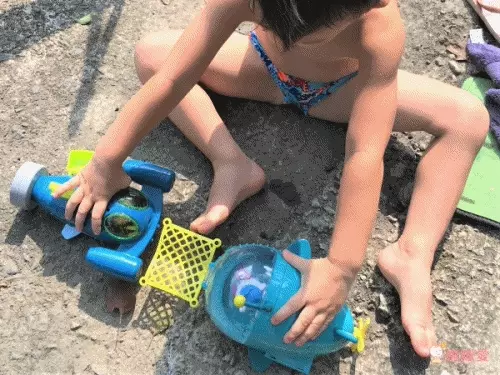 夏天最嗨洗澡玩具 ✕ 艦艇套裝！ ❤【海底小縱隊】模擬救援戲水～好禮三重送