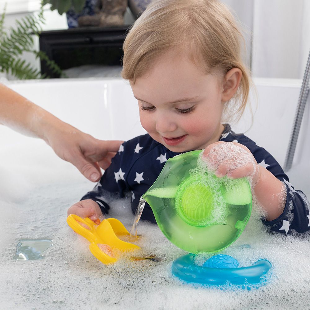 美國 FatBrain - 寶寶愛玩水