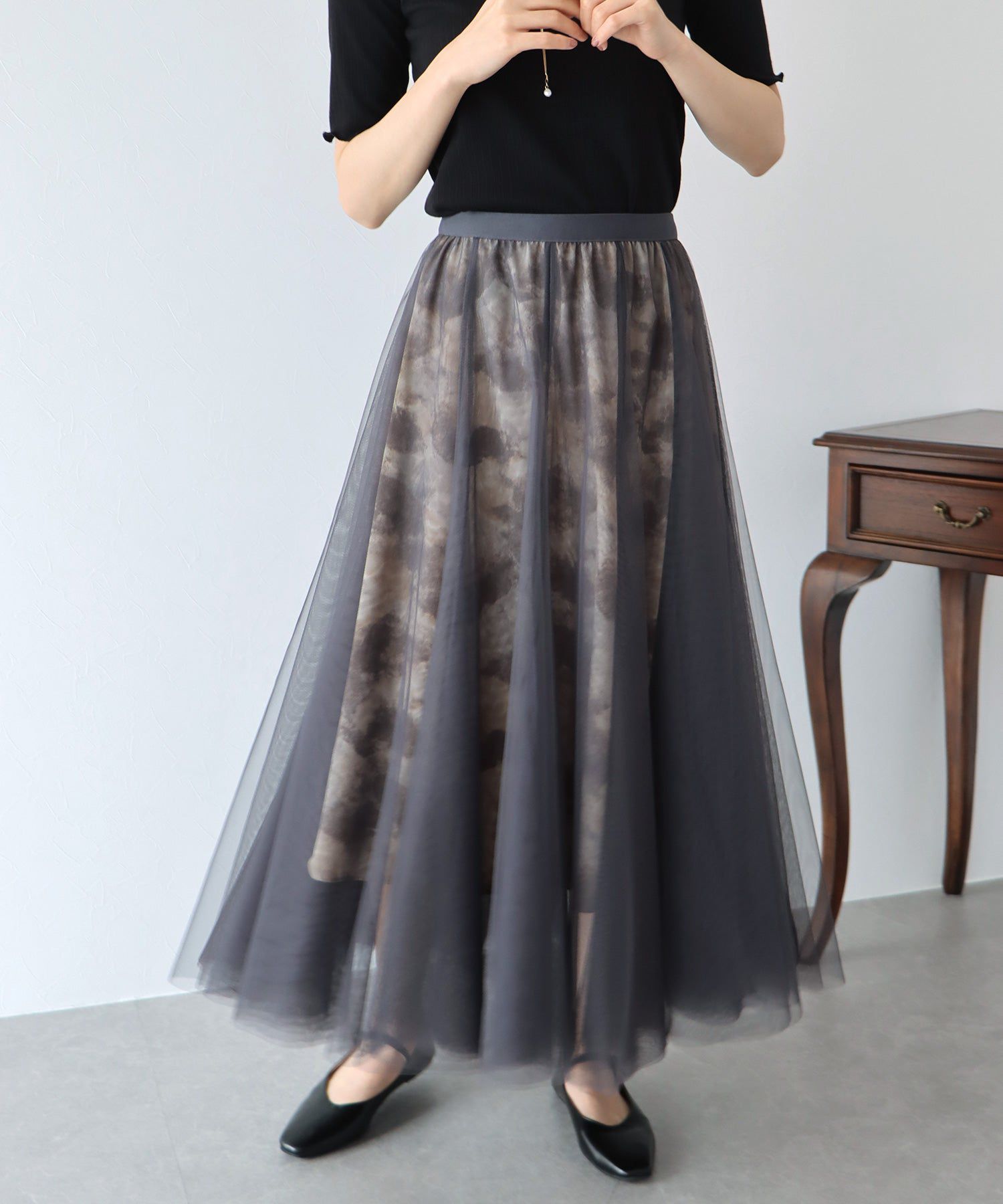 日本 BLUE EAST - 浪漫印花雙層紗裙-卡其