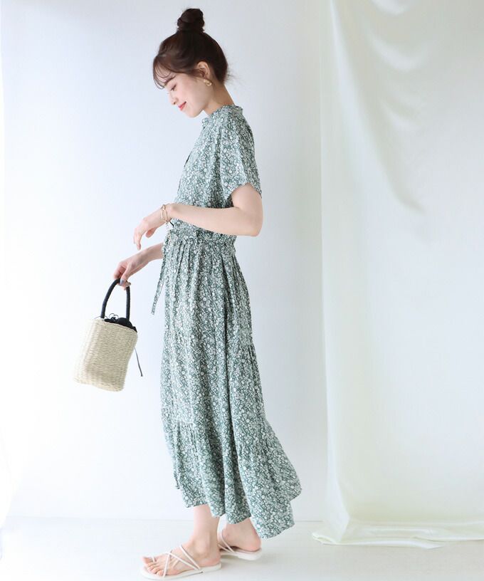 日本 BLUE EAST - 氣質小V領排釦短袖洋裝-木春菊-水藍 (M(Free))