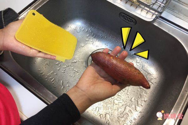 韓國 sillymann - 100%鉑金矽膠蔬果餐具洗碗刷-黃色