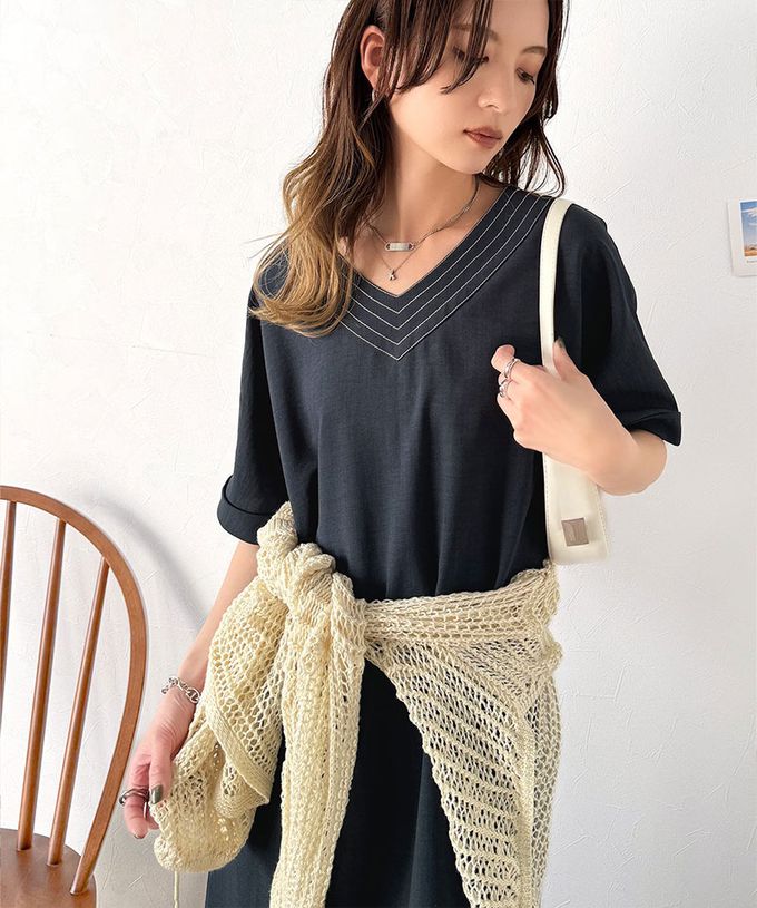 日本 Classical Elf - 顯瘦線條V領傘狀五分袖洋裝-卡其杏