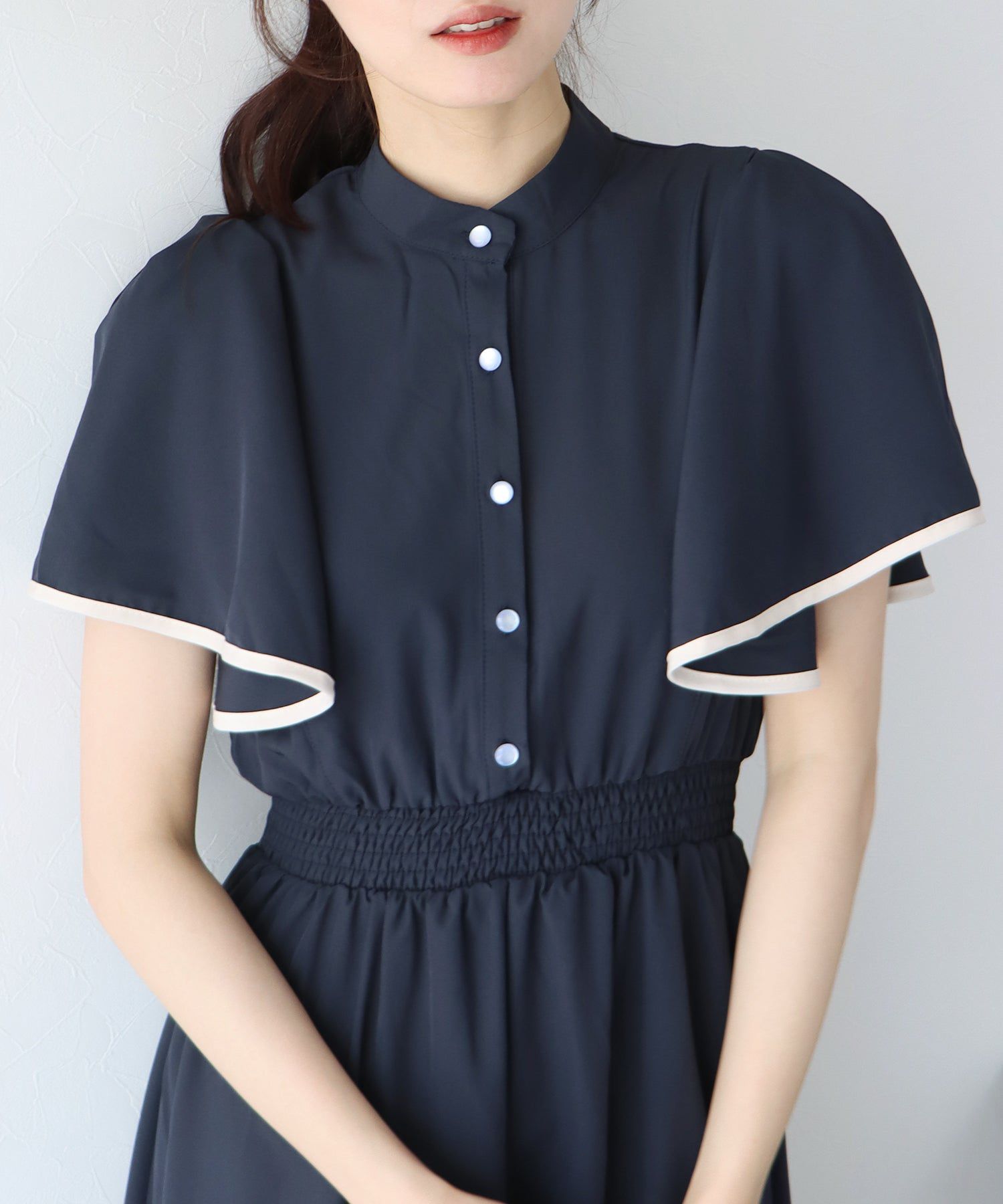 日本 BLUE EAST - 浪漫時光碎花雪紡短袖洋裝-寧靜花園-淺粉紫