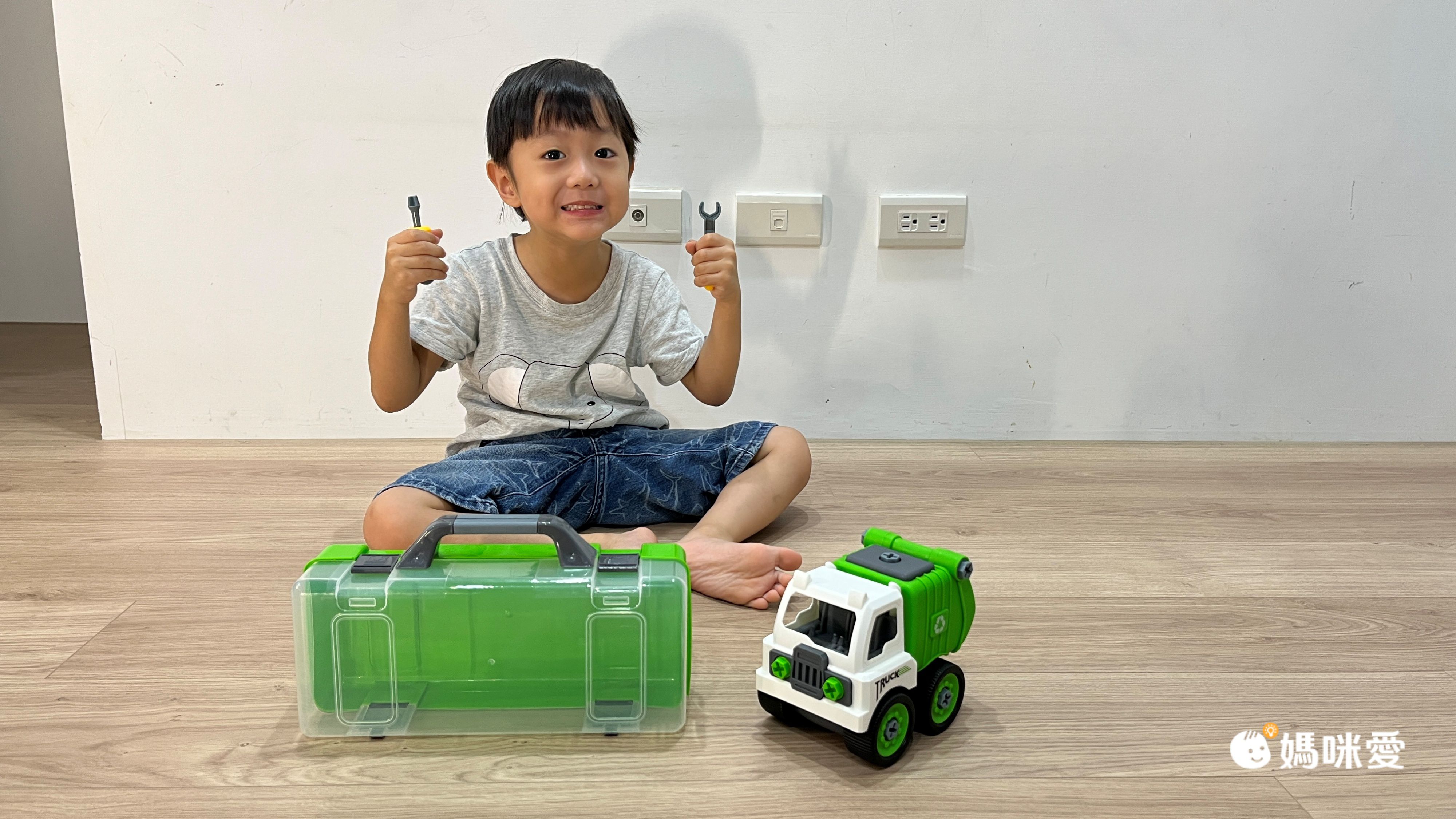 DIY組裝車車【小小家】手提貨櫃車家家酒Ｘ工程車