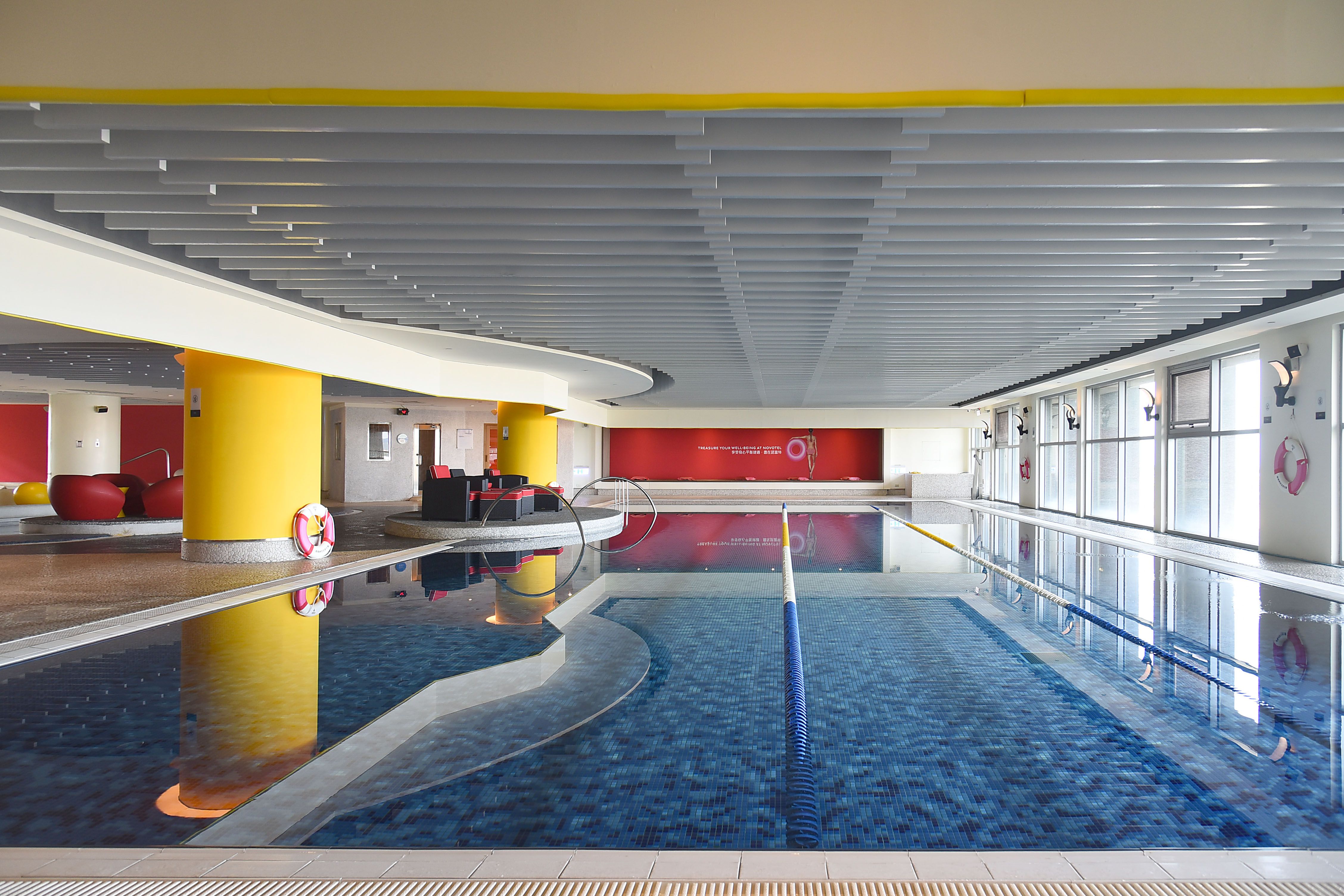 飛機控必追✈【台北諾富特華航桃園機場】二大一小一幼