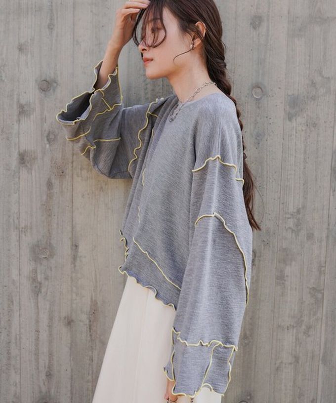 日本 Bab - 活力跳色感木耳邊大寬袖上衣-灰x淺黃