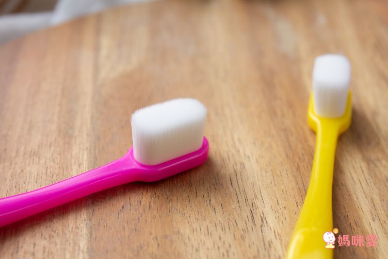 日本 U-COMPANY - 2萬支超極細毛柔軟牙刷-普通款(成人)-粉