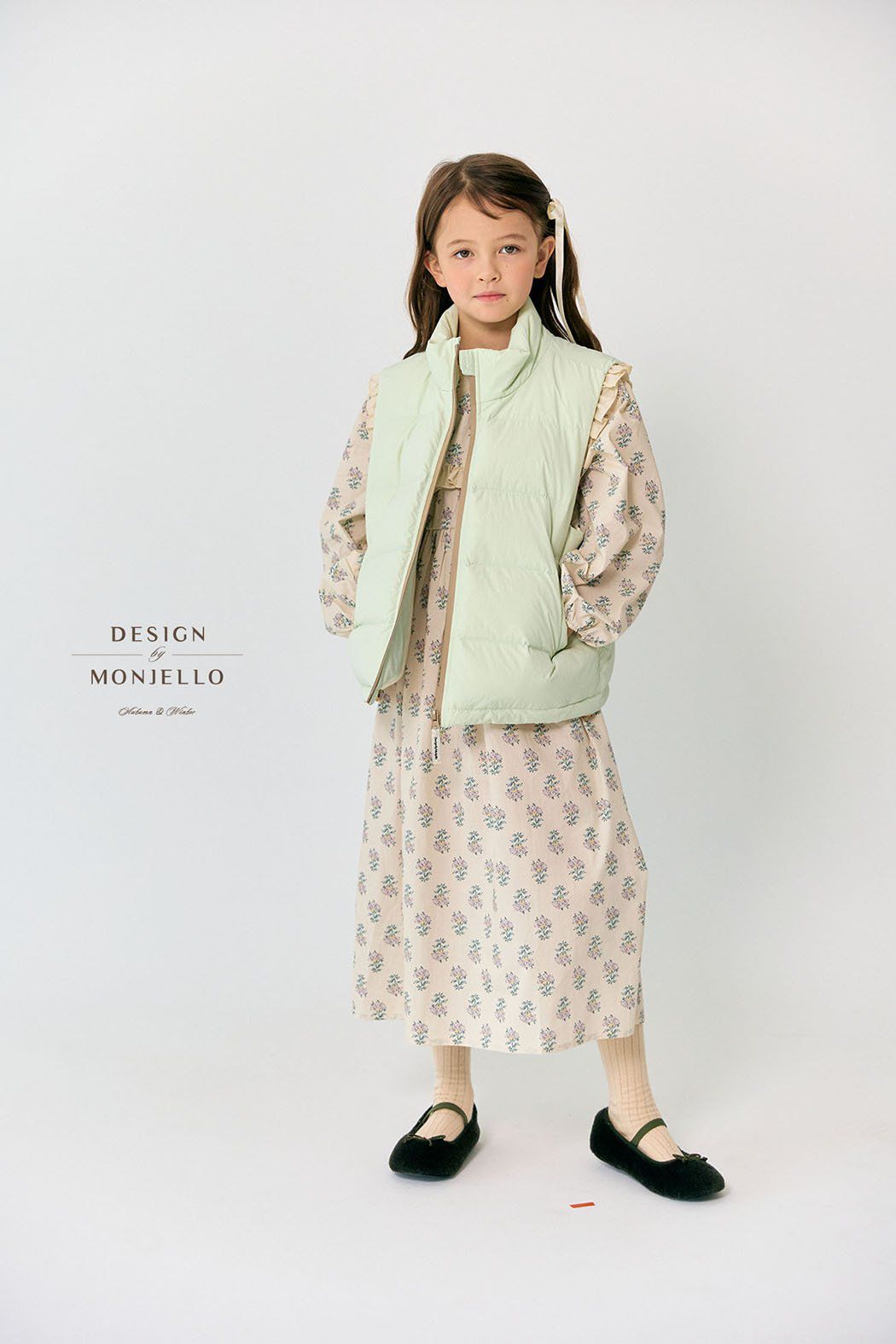 韓國 MONJELLO - (100%鴨絨)防潑水立領羽絨背心-淺卡其