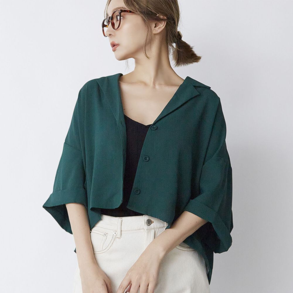 日本 Rejoule - 顯瘦前短後長五分袖寬版口袋襯衫-綠 (M(Free size))