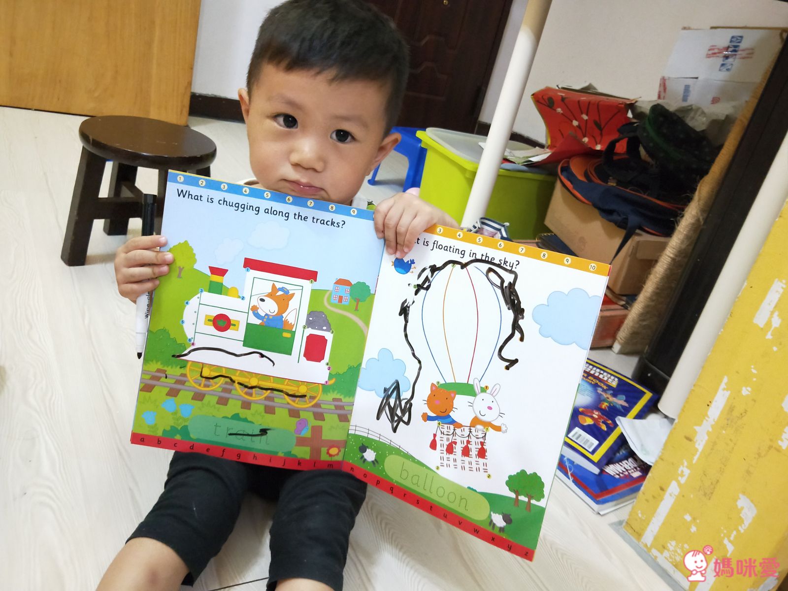 【超級英雄/蜘蛛人 貼紙書】熱愛英雄的男孩不能錯過☞大量貼紙與趣味題型 盡情當個小小英雄