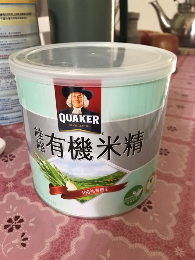 我是給寶寶喝桂格～寶寶還滿喜歡喝的～有些藥局可以索取試用～可以讓寶寶喝看看喜歡哪一家的