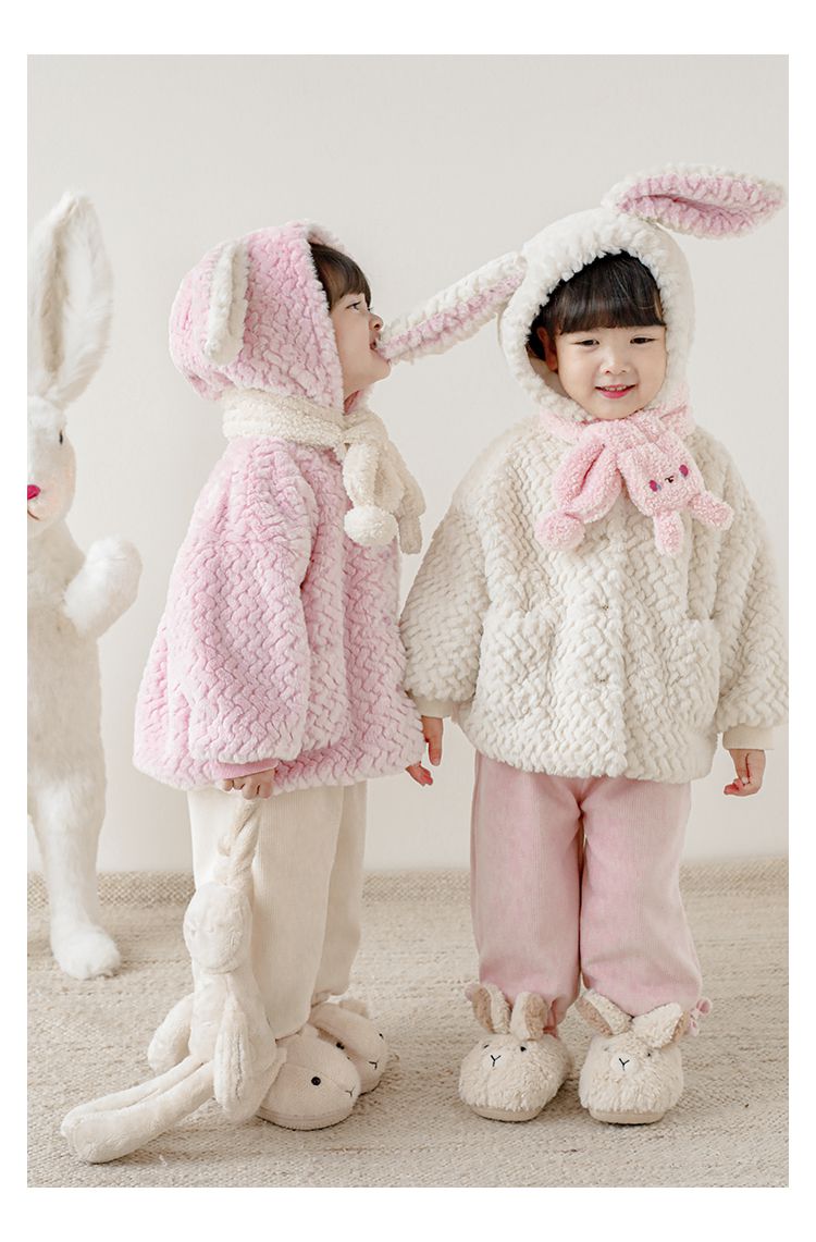 TONGMO - 立體造型毛絨保暖連帽外套-兔耳朵-粉色