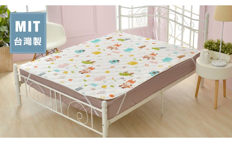 格蕾寢飾 Great Living - 義大利Fancy Belle X LaLa Woodland 防蹣抗菌透氣防水平面式保潔墊-與花仔野餐去 (雙人)