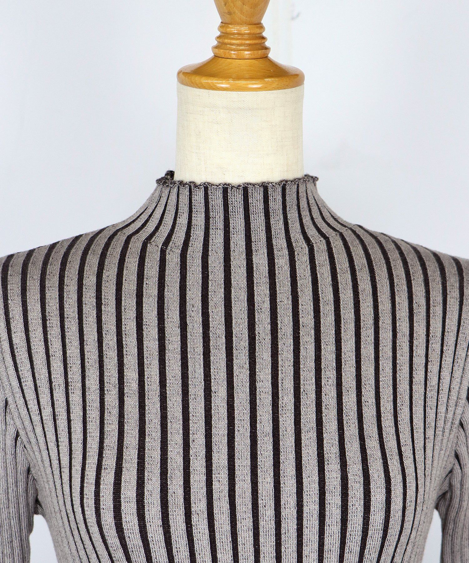 日本 BLUE EAST - 彈性百搭羅紋長袖上衣-黑