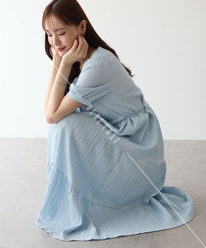 日本 BLUE EAST - 桃心領氣質分層短袖洋裝-卡其