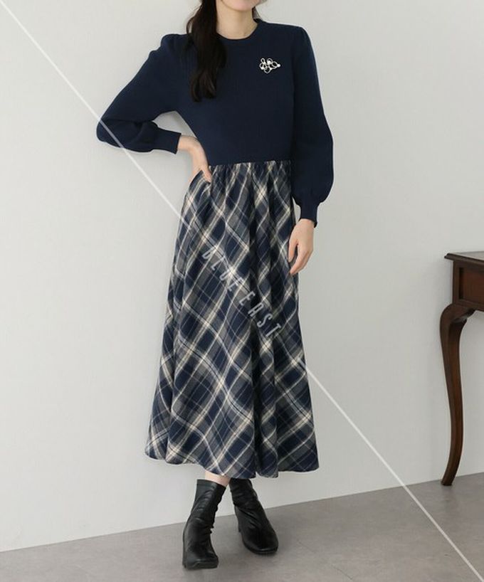 日本 BLUE EAST - 美型修身小澎袖針織長袖洋裝-格紋拼接-黑灰