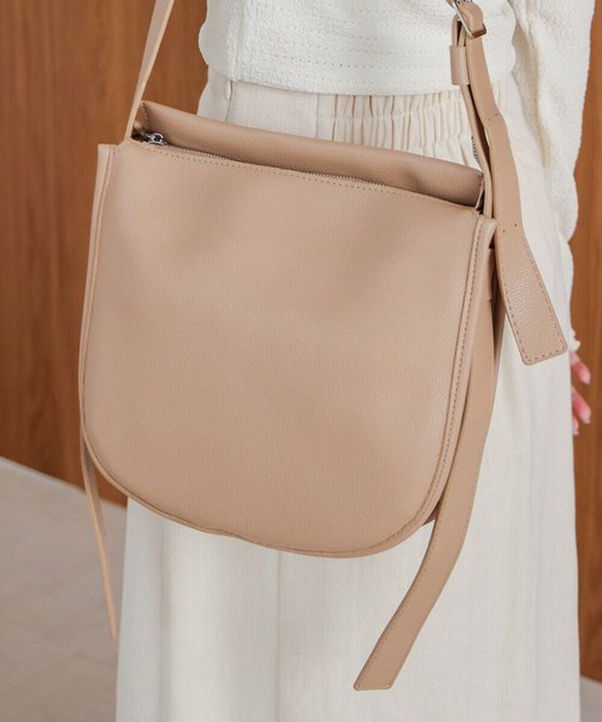 日本 Bab - 柔軟時尚皮質優雅側背包-卡其杏