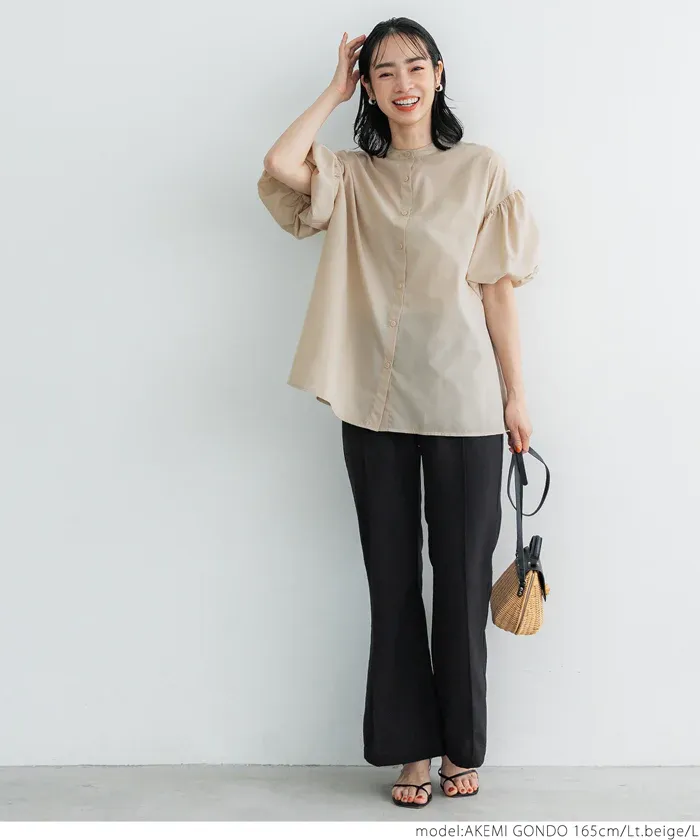 日本 COCA - 輕薄圓領泡泡短袖襯衫-淺米