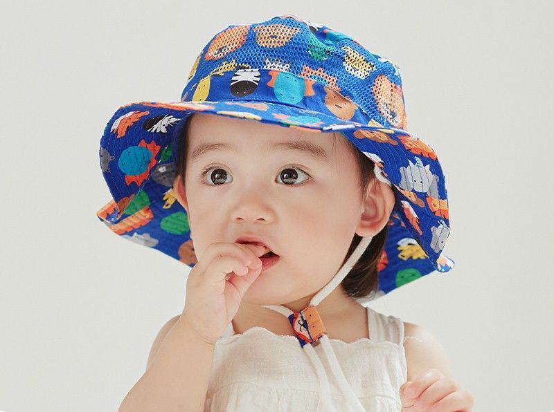 兒童透氣遮陽帽/漁夫帽-英文字怪物-白色