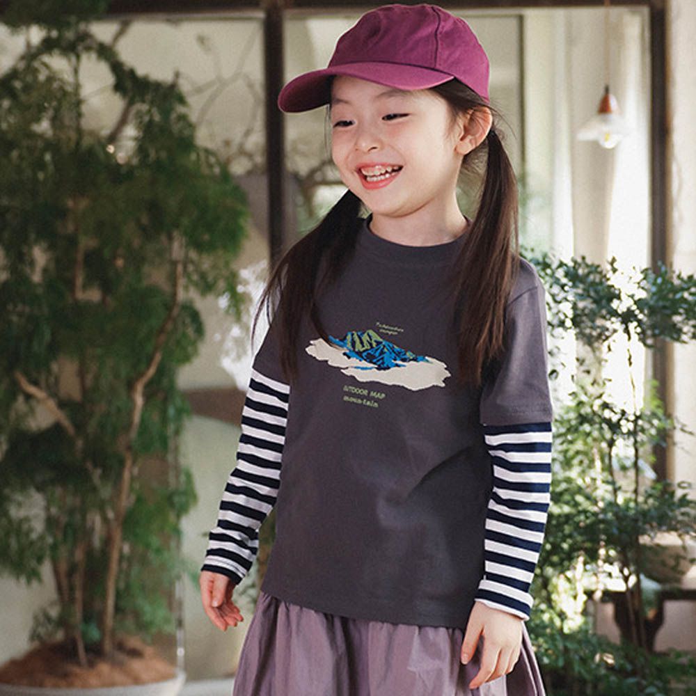 棉質圓領假兩件長袖上衣-條紋拼袖-深灰