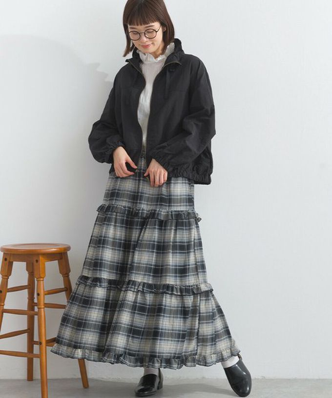 日本 Lupilien - 輕盈俏麗特色領尼龍短版薄外套-軍綠