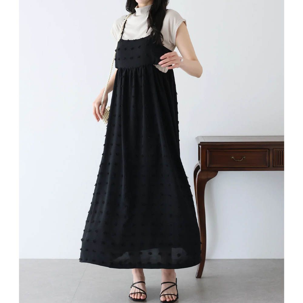 甜美圓點緹花側腰鏤空細肩帶洋裝-黑 (M)