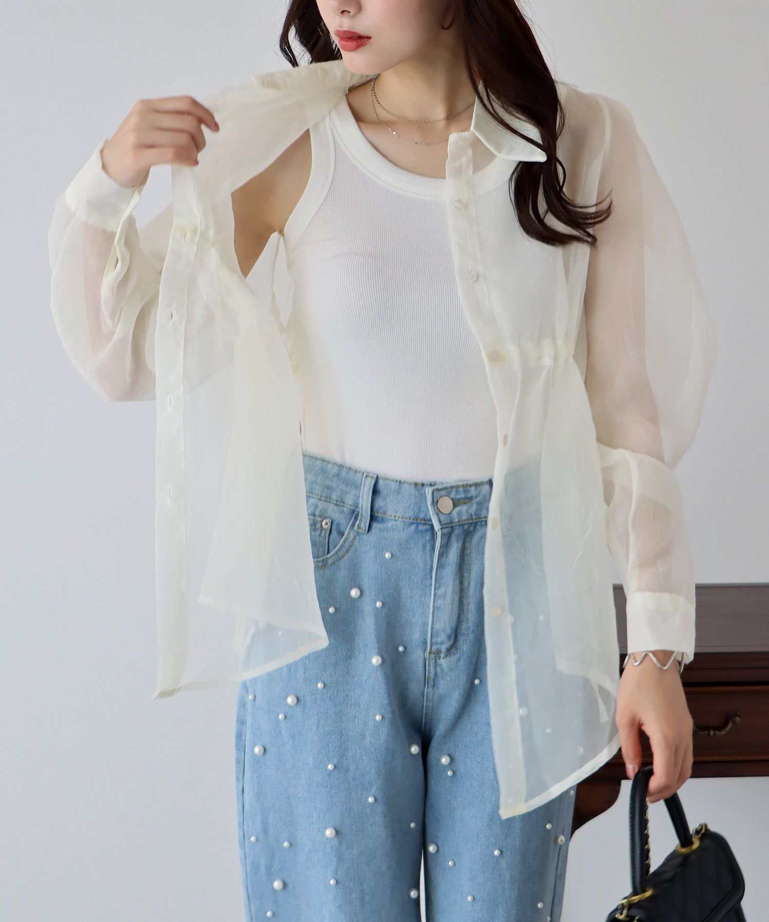 日本 BLUE EAST - 透膚抽繩翻領薄襯衫-米杏