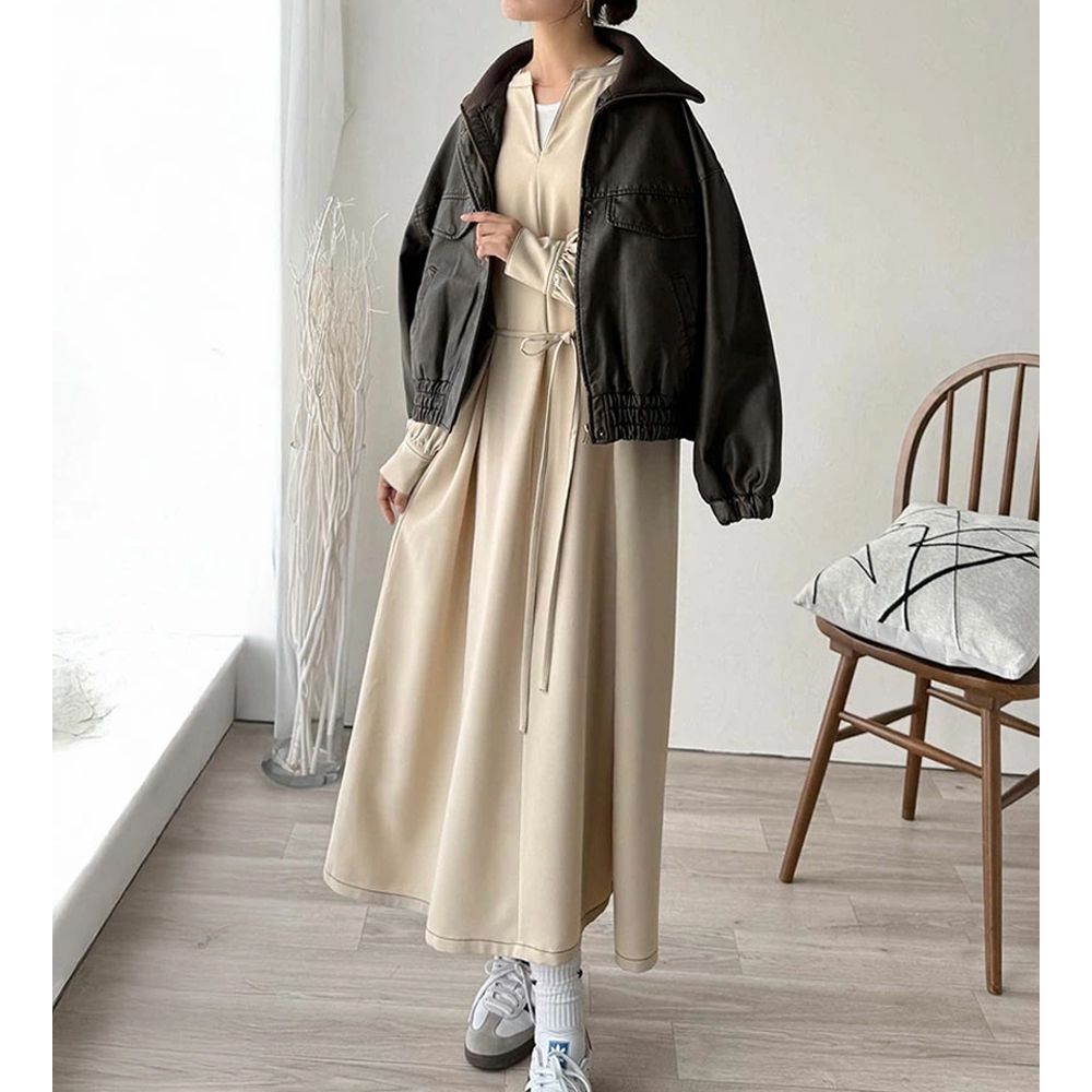 鑰匙領氣質澎澎腰綁帶長袖洋裝-淺卡其