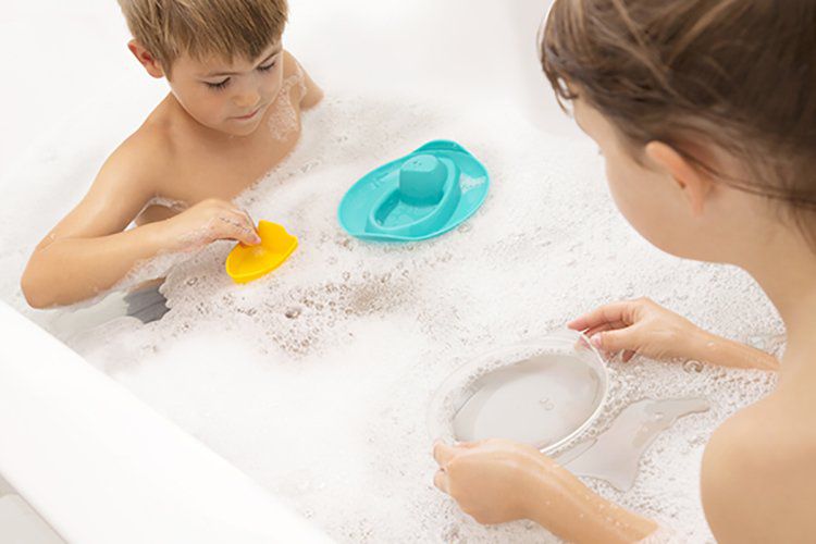 比利時 QUUT - 漂浮小船