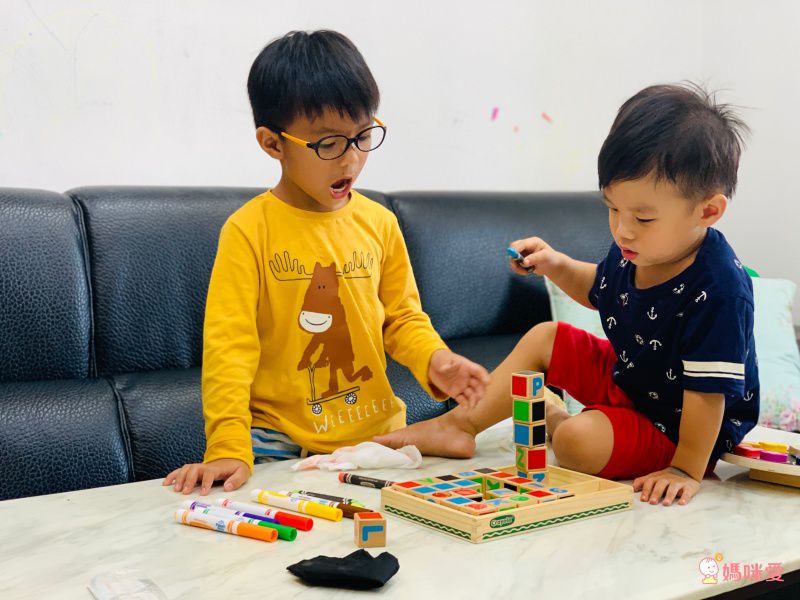 拼圖拿起來變印章【美國繪兒樂】幼兒印章塗鴉 ❤ 輕鬆完成蓋印畫！