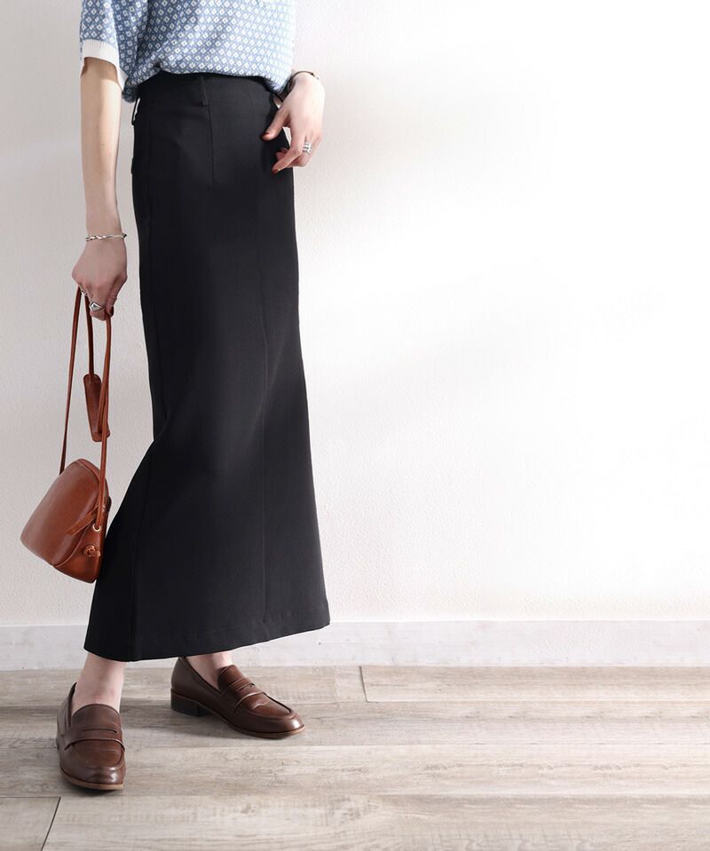 日本 Classical Elf - 四季百搭顯瘦後開衩長裙-黑