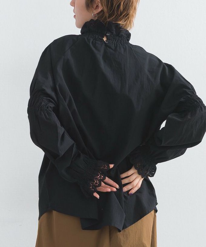 日本 Lupilien - 100%棉 典雅貝殼蕾絲宮廷長袖上衣-黑