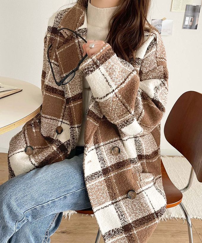 日本 Classical Elf - 亮麗格紋翻領廓形中長版大衣-焦糖棕