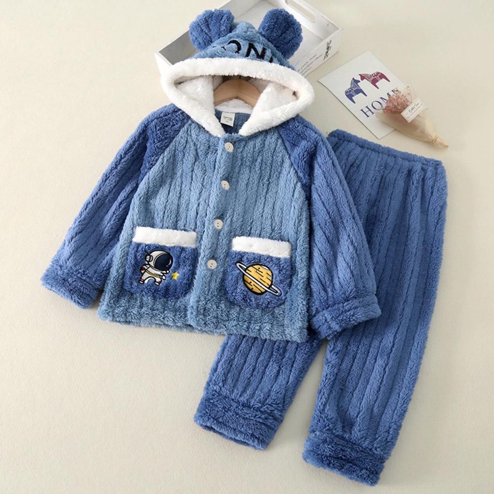 法蘭絨兒童造型長袖睡衣-太空人+星球-藍色