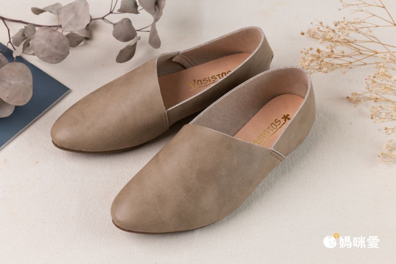 日本女裝代購 - 日本製 氣質簡約精靈平底鞋-海軍藍