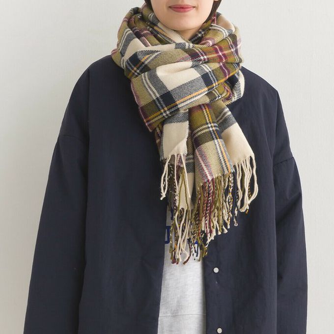 日本 OMNES - 羊毛混紡經典格紋圍巾披肩-K(卡其x白)