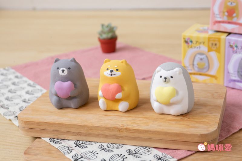 日本 DECOLE - 療癒精油陶土擴香石小公仔擺飾-風水運勢款-全體運 (約4.8x5.2x5.6cm)