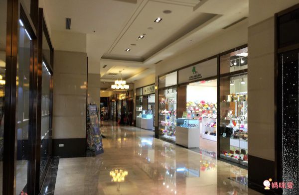 獨家方案3折起↘高雄義大皇家酒店｜2大2小直接升等家庭房