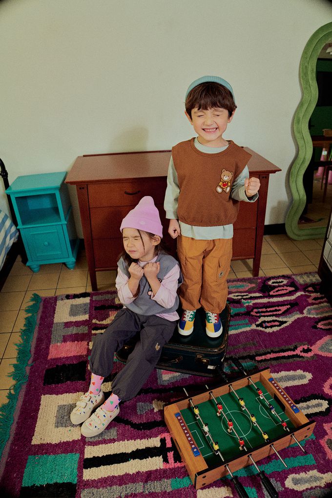 韓國 First Blue - 鬆緊腰熊點綴縮休閒口長褲-黃棕