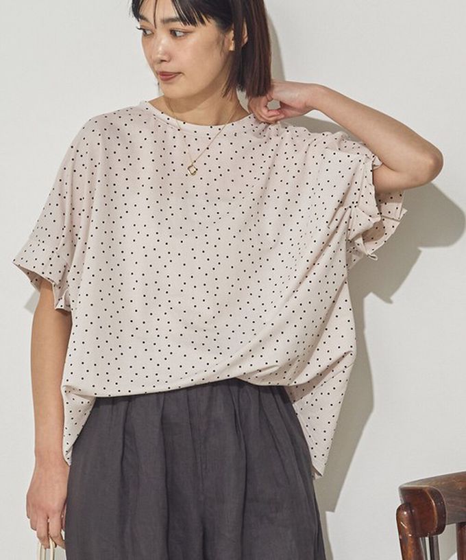 日本 Sans Souci 34+ - 接觸涼感 寬鬆打摺短袖上衣-圓點-米杏
