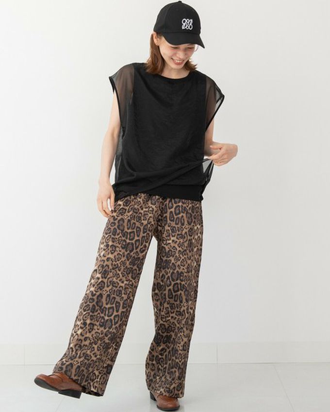 日本 gleam - 輕盈歐根紗唯美顯瘦法式袖上衣-黑