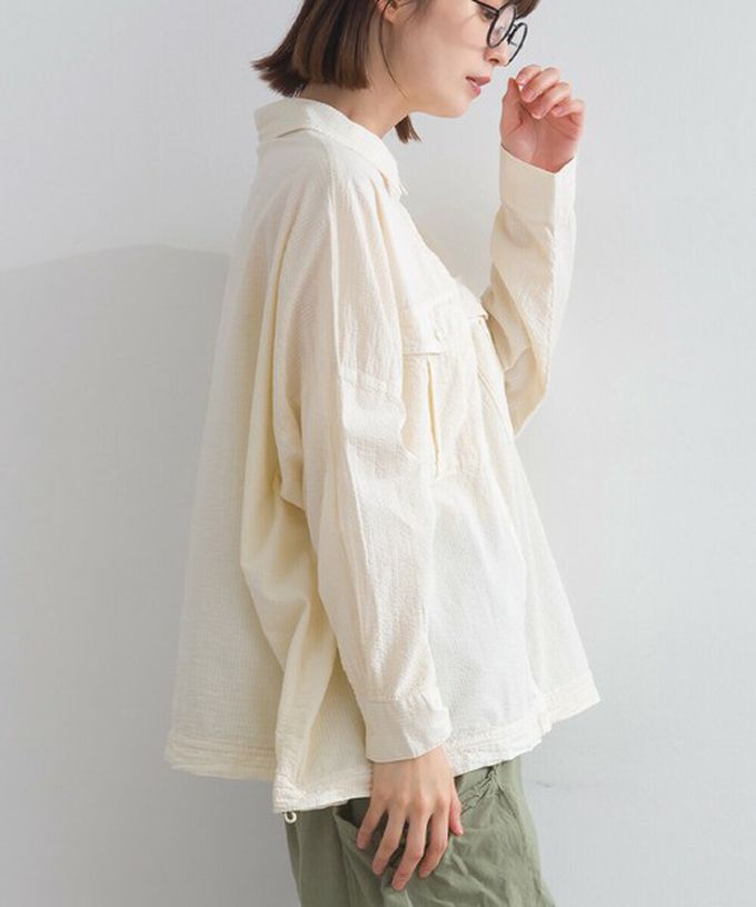 日本 Lupilien - 復古紋理率性抽繩純棉落肩襯衫-綠