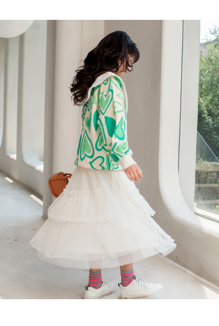 不規則翻領長袖上衣-滿版愛心-綠色