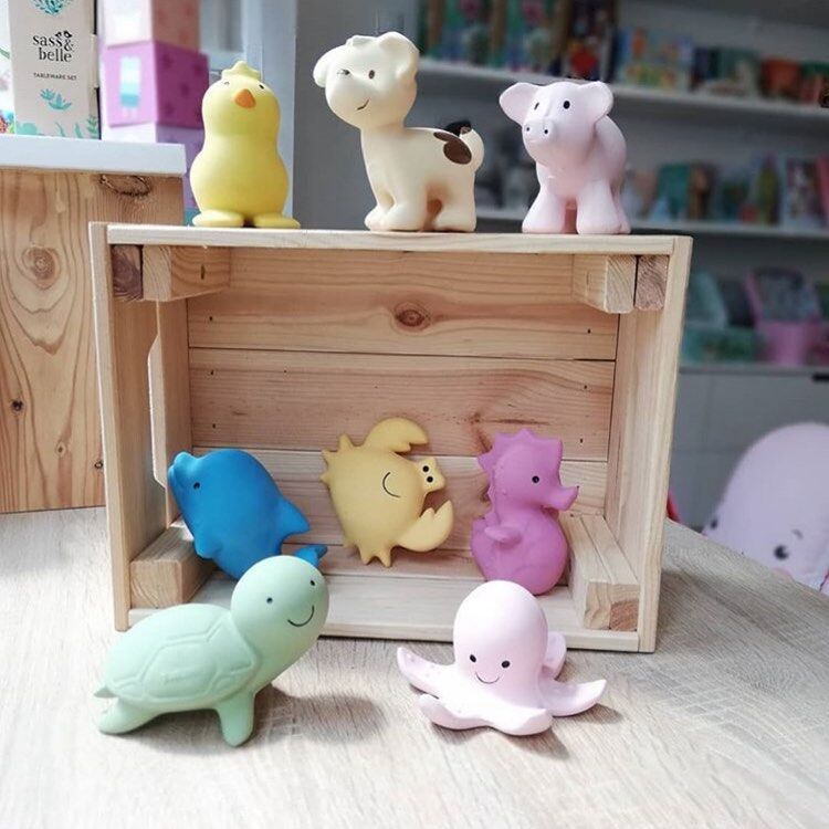 斯里蘭卡Meiya & Alvin - 捏捏搖鈴-小鯨魚