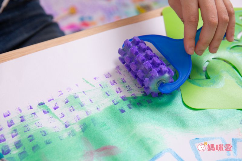 澳洲 Micador - 大畫家工具組-平/圓頭筆刷各1+不規則滾筒海綿刷*1+小圓泡沫刷*1+壓模平刷*1