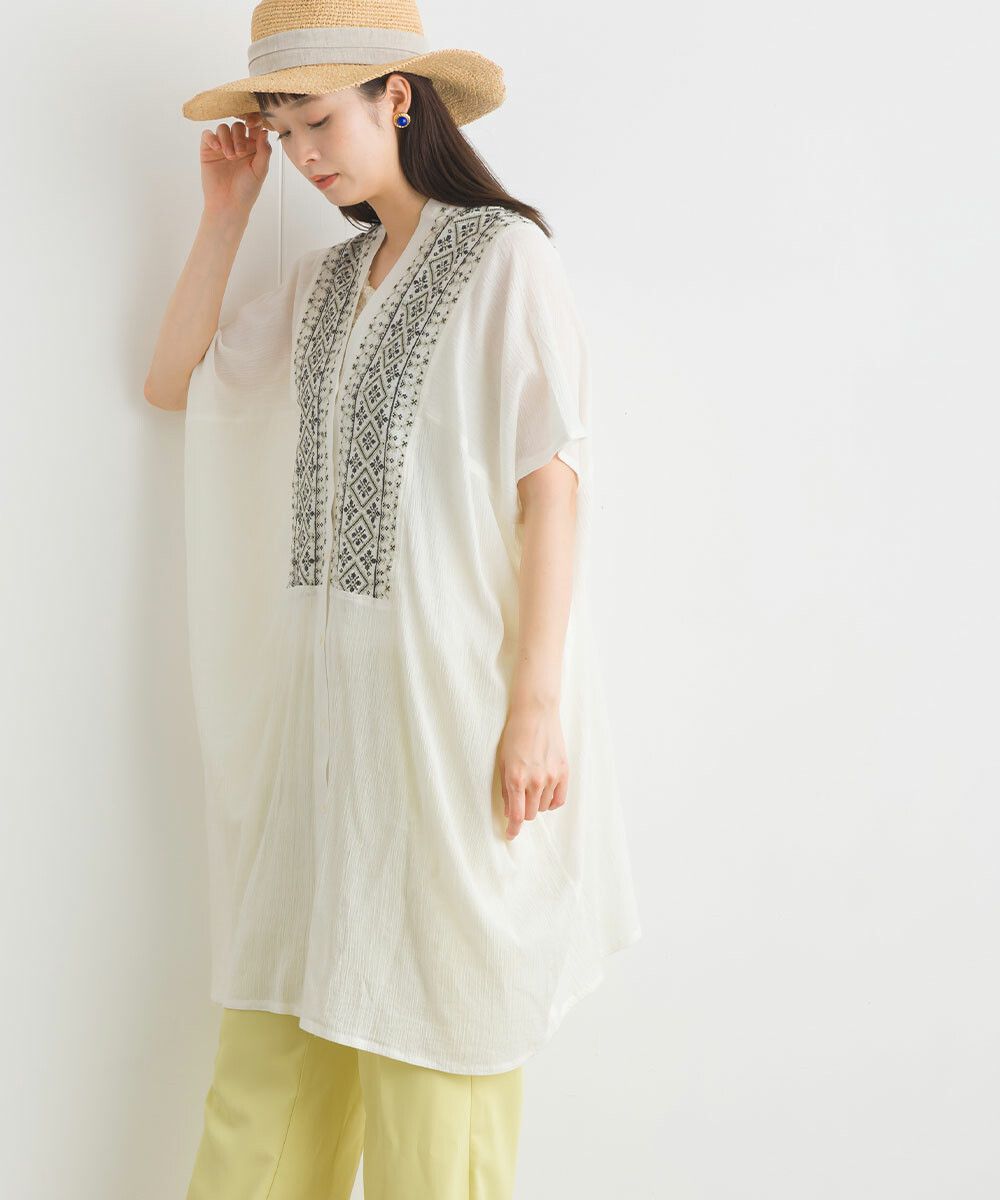 日本女裝代購 - 100%印度棉 前刺繡V領長版短袖上衣-白