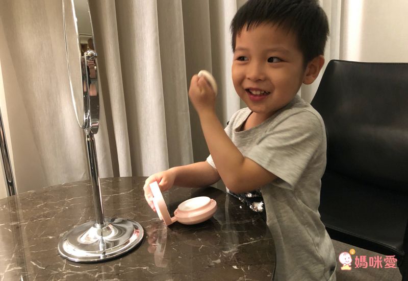 韓國 Peach and - 兒童安全水溶性蝴蝶結指甲油(附戒指)-11貝兒美女黃-10ml