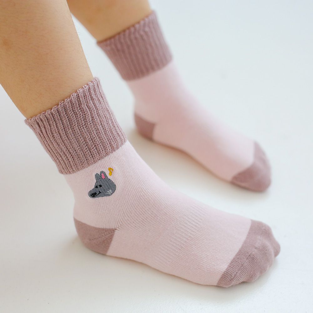 刺繡反折中筒襪-OREO(淺粉)